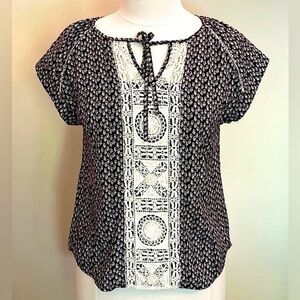 Collective Concepts Black Floral Print Front Tie Cap Sleeves Casual Top Size S